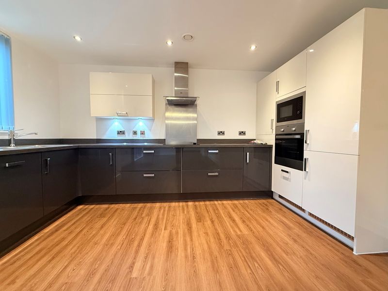 Property photo 2 of 9 Photo 7