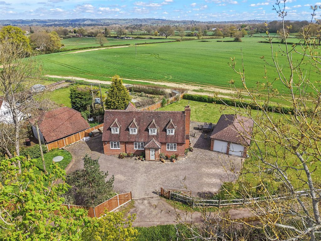 Property photo 1 of 22 Picture No. 01