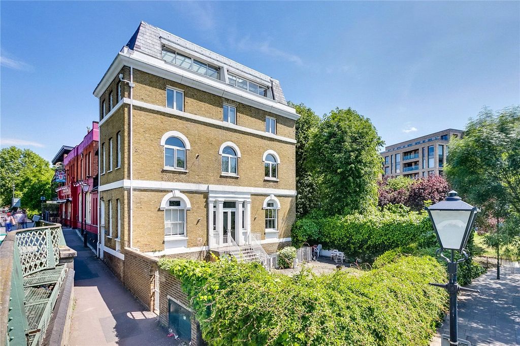 Property photo 1 of 6