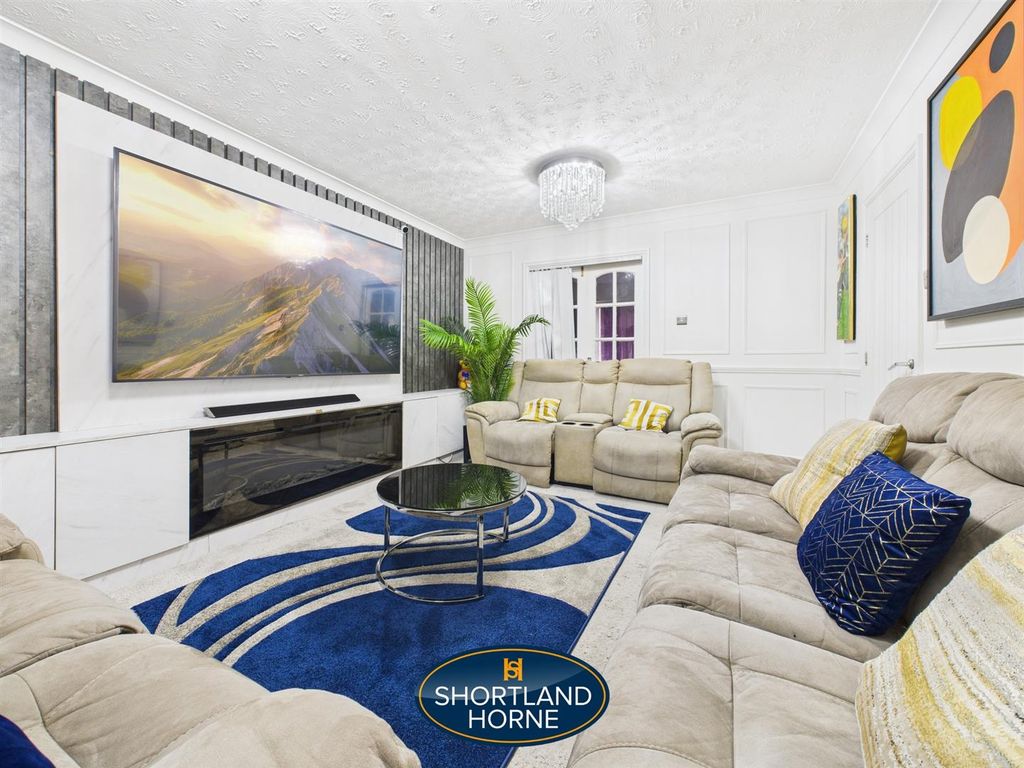 Property photo 3 of 29 Cam04377G0-Pr0056-Still007.Jpg