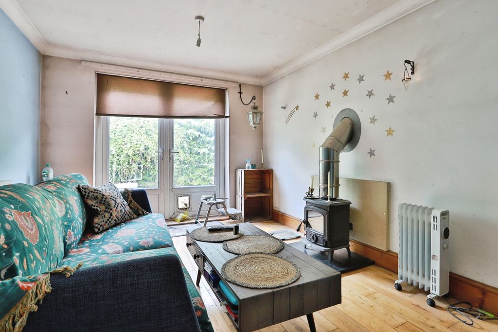 Property photo 3 of 18 Pbox-Img.Jpg