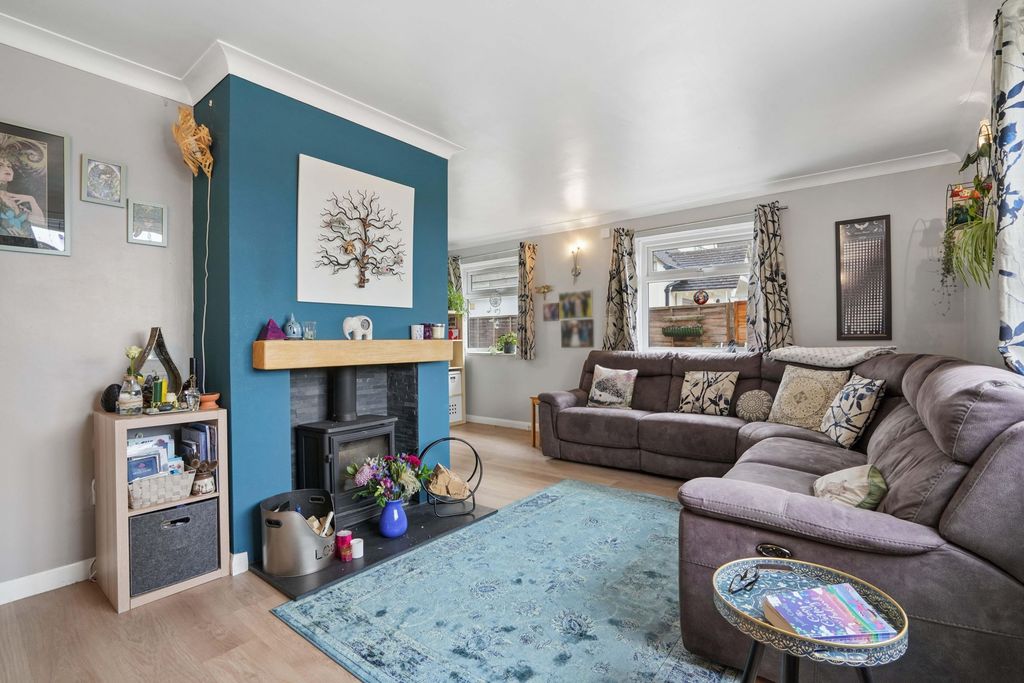 Property photo 2 of 18 Reception Room