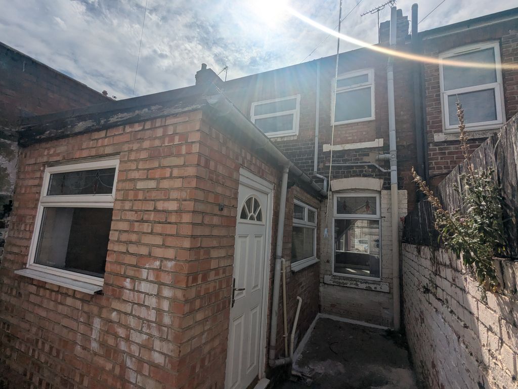 Property photo 2 of 15
