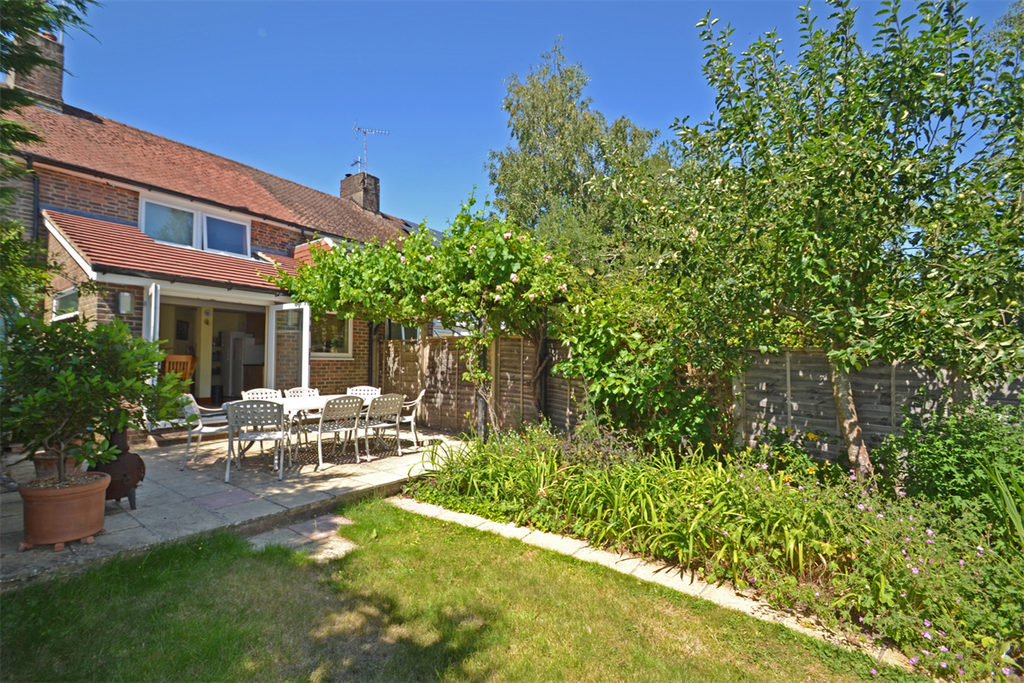 Property photo 1 of 9 (Main)