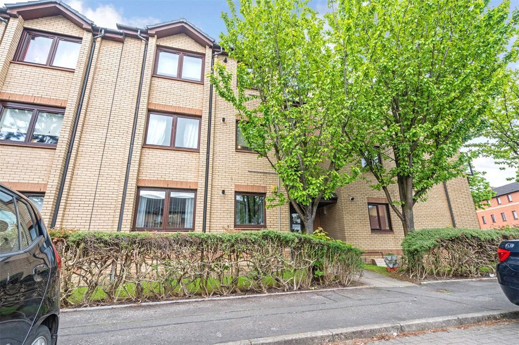 Property photo 1 of 1 External
