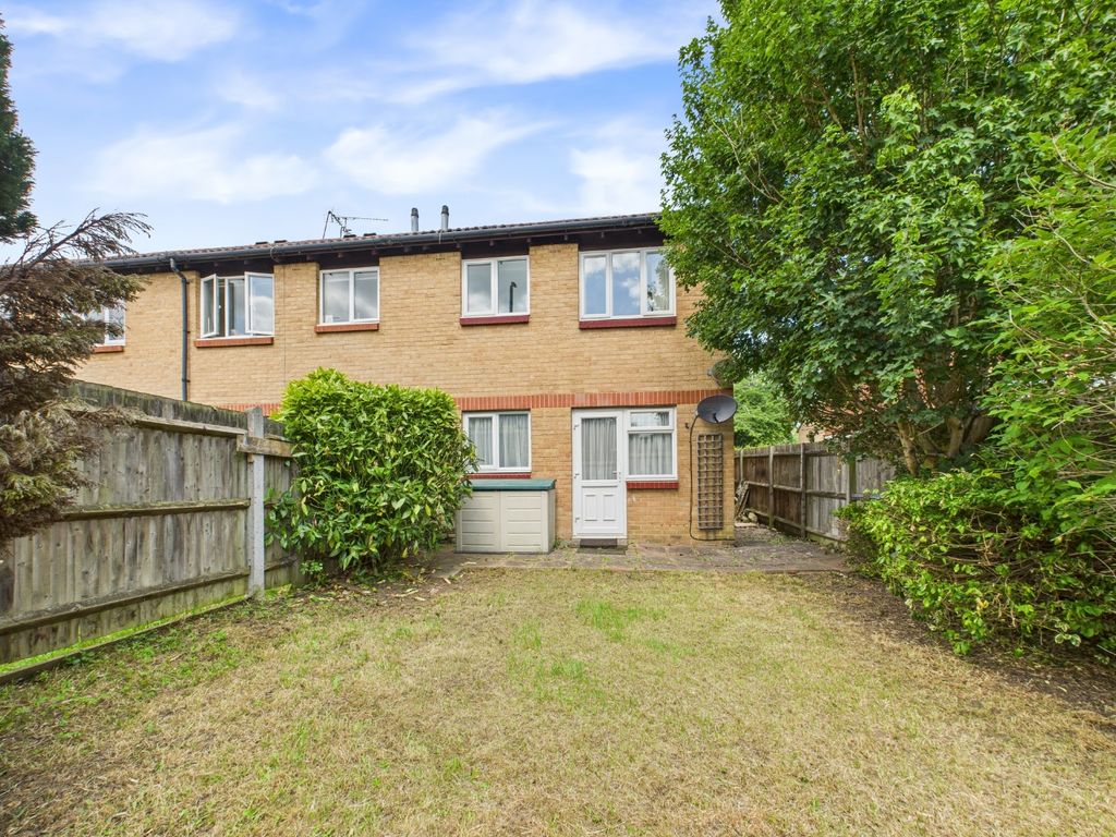 Property photo 2 of 9 4307403