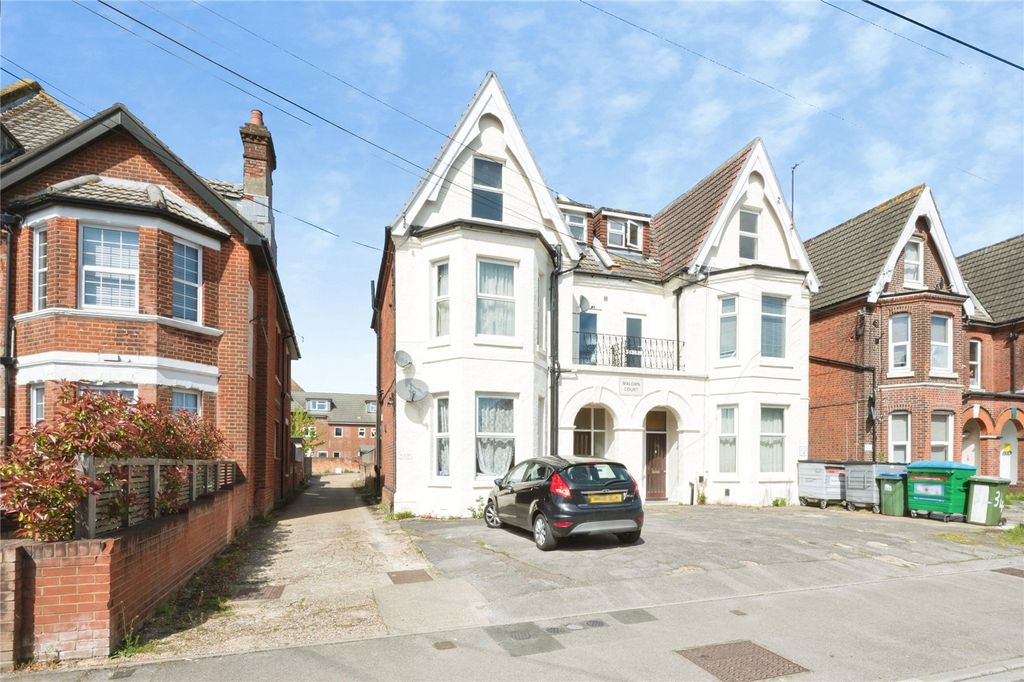 Property photo 1 of 10 Picture No. 44