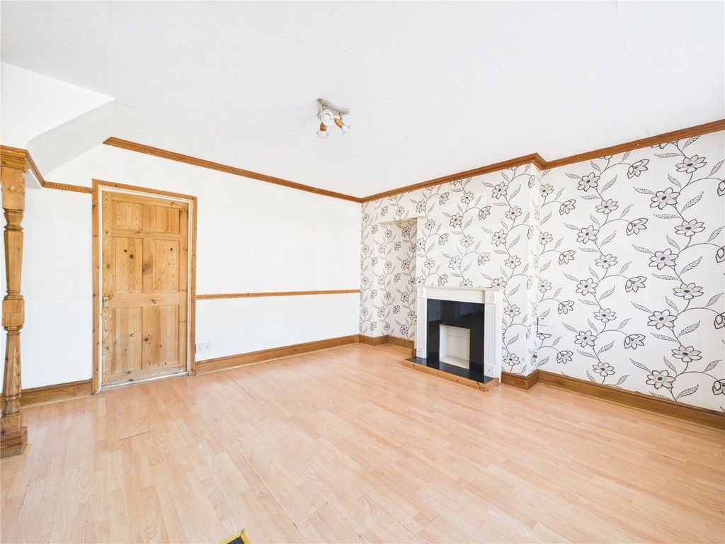 Property photo 3 of 25 Picture No. 15