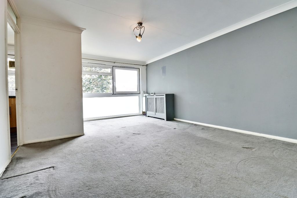 Property photo 2 of 10 1196483