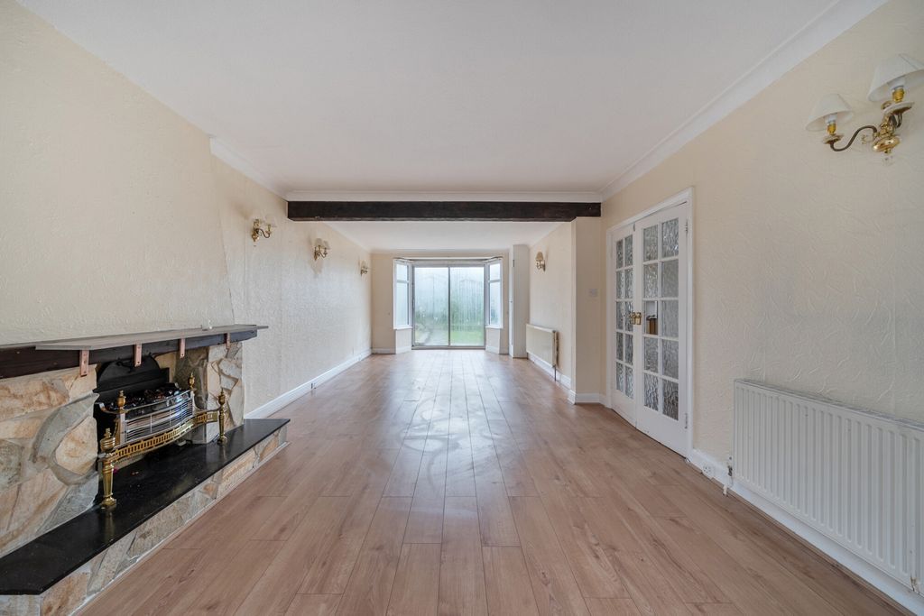 Property photo 3 of 21 1400184-13-69662A...