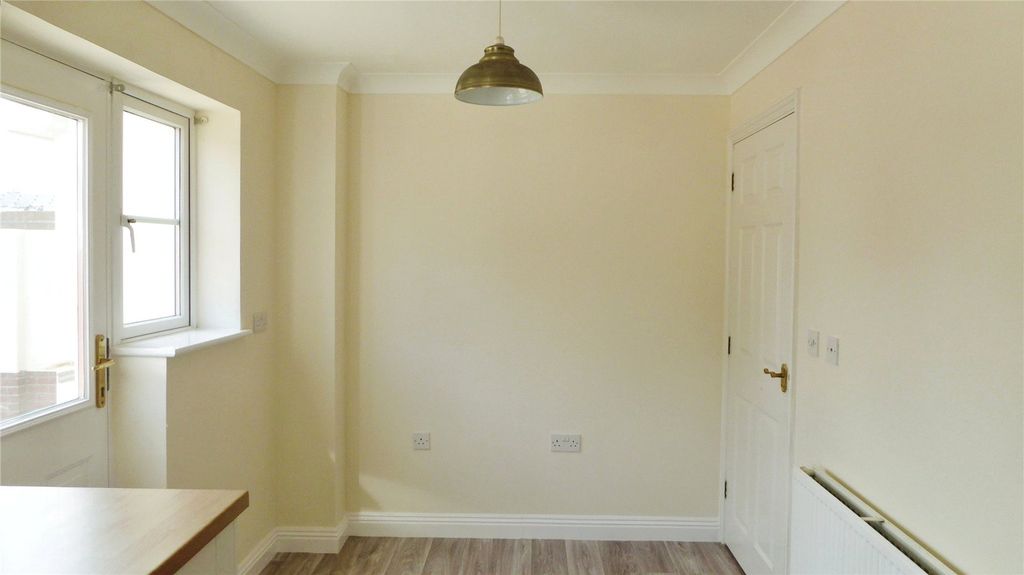 Property photo 3 of 15 Picture No. 20