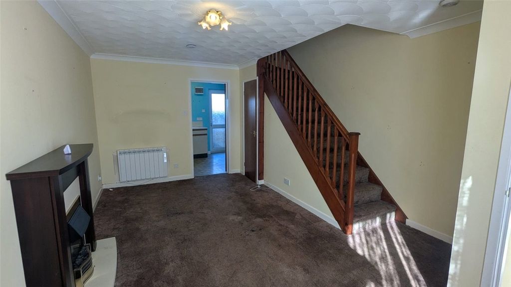Property photo 3 of 12 Picture No. 15