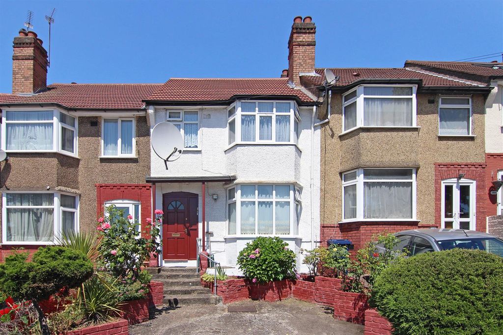 Property photo 1 of 12