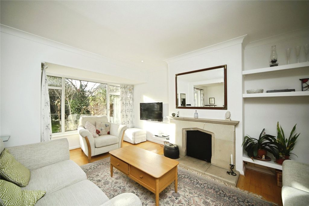 Property photo 2 of 17 Picture No. 36