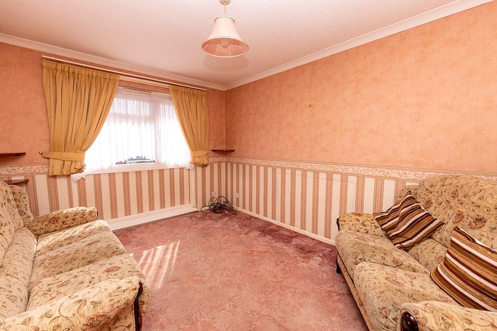 Property photo 3 of 11 Picture No. 10