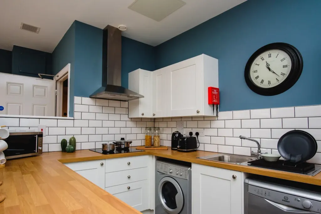 Property photo 1 of 17 Picture No. 06