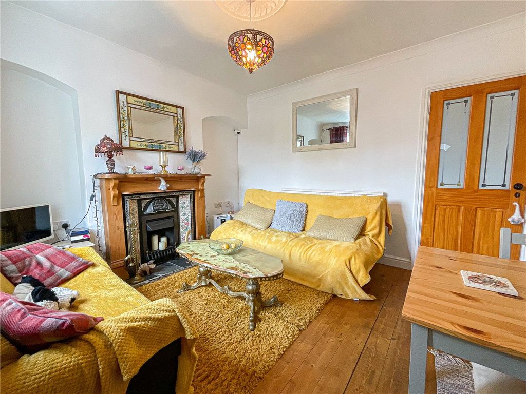 Property photo 3 of 18 Picture No. 02