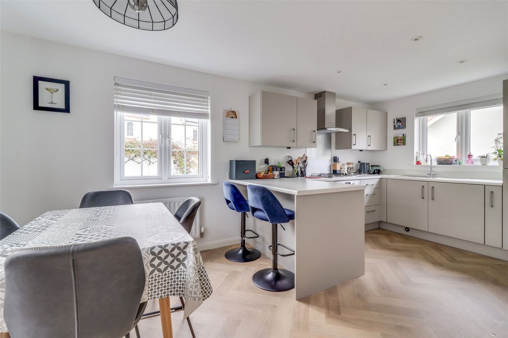 Property photo 2 of 18 Picture No. 09