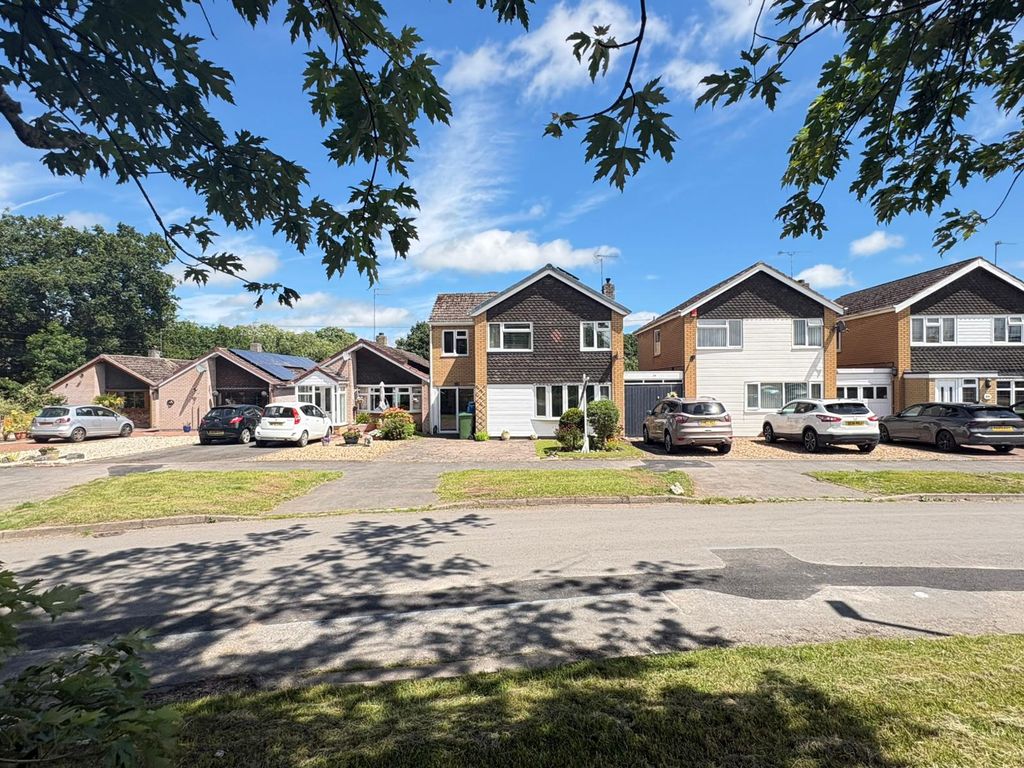 Property photo 2 of 38