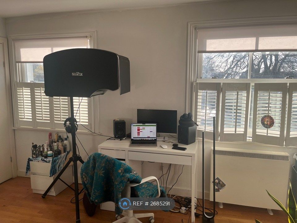 Property photo 1 of 5