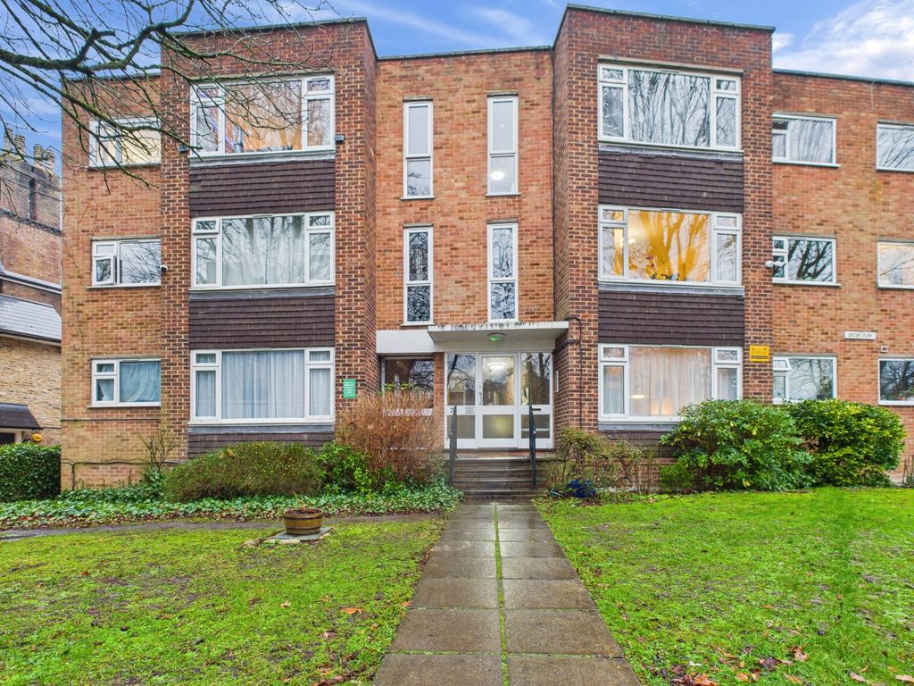 Property photo 1 of 7 Front