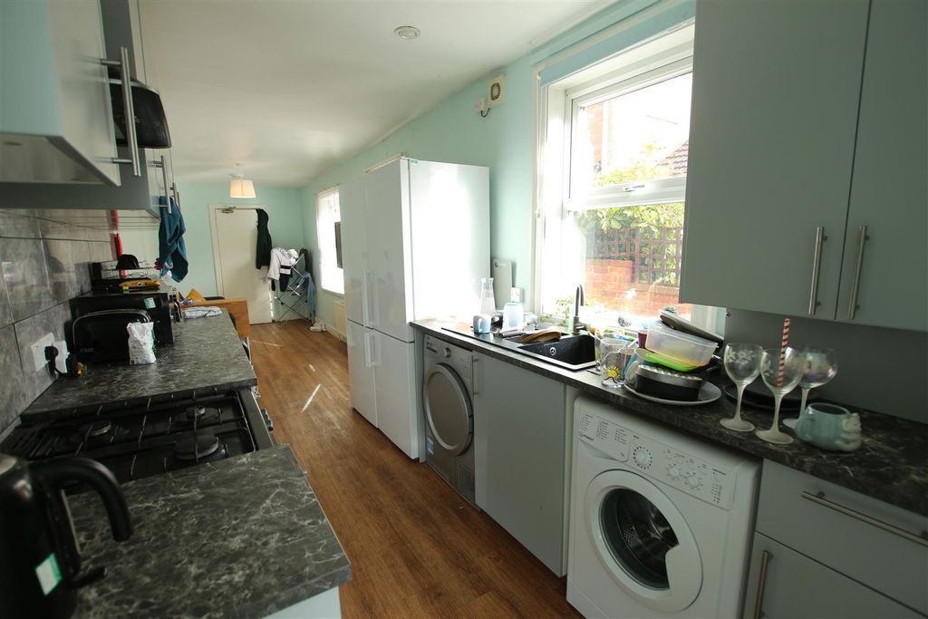 Property photo 2 of 8 Img_1251.Jpg