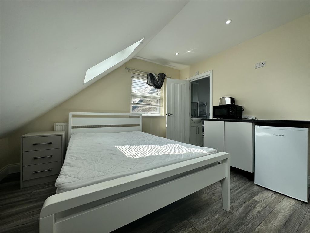 Property photo 2 of 6 Image2.Jpeg