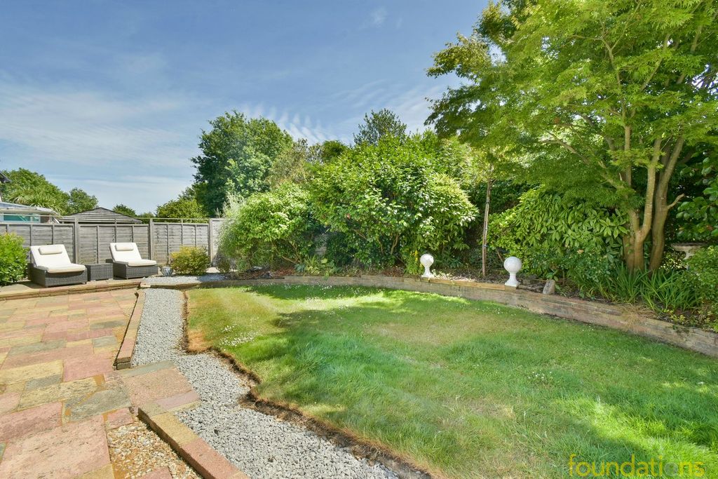 Property photo 3 of 18