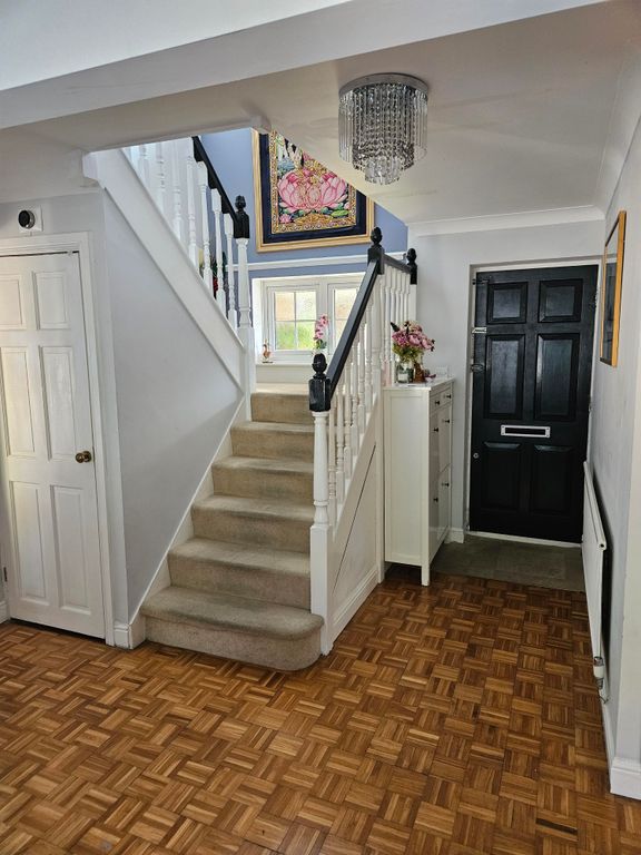 Property photo 3 of 48
