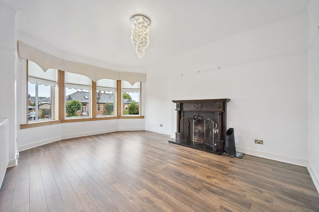 Property photo 2 of 30