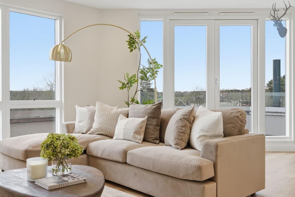 Additional image 5 of 2 bed flat for saleNovella, Chigwell IG7