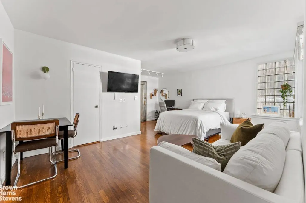 Property photo 2 of 7 <Alttext/>