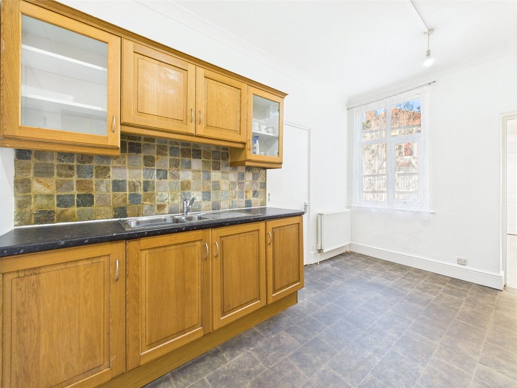 Property photo 3 of 17 Picture No. 17