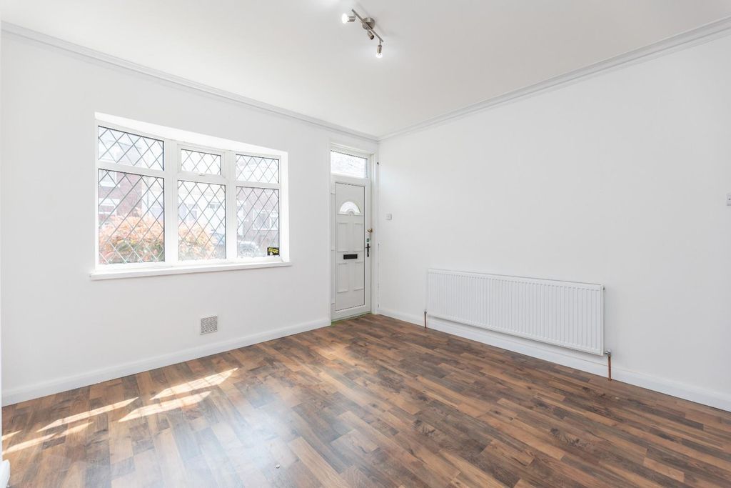 Property photo 3 of 13 Img_0223.Jpg