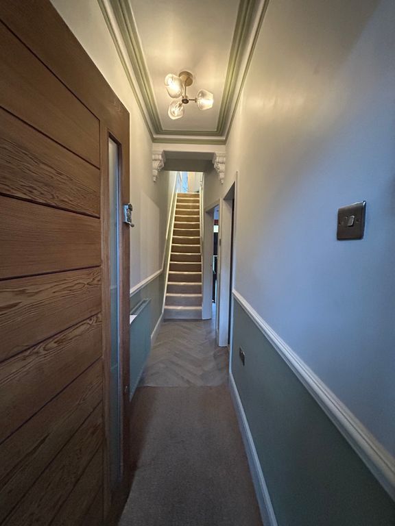 Property photo 2 of 17 House Entrance 