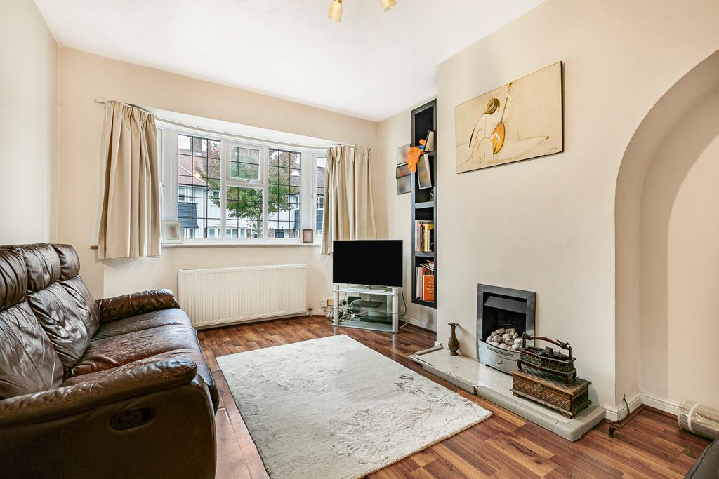 Property photo 2 of 19 Reception Room