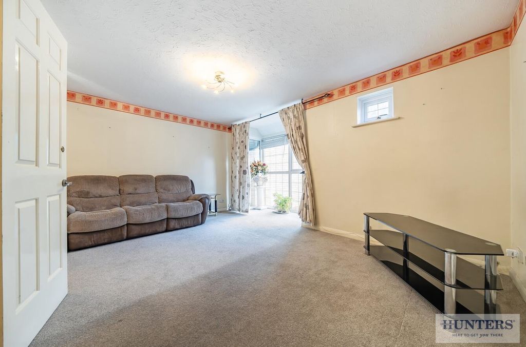 Property photo 2 of 18 Bd824d8B-10c4-47c7-Bbfb-05A7c1c4Bc07.Jpg