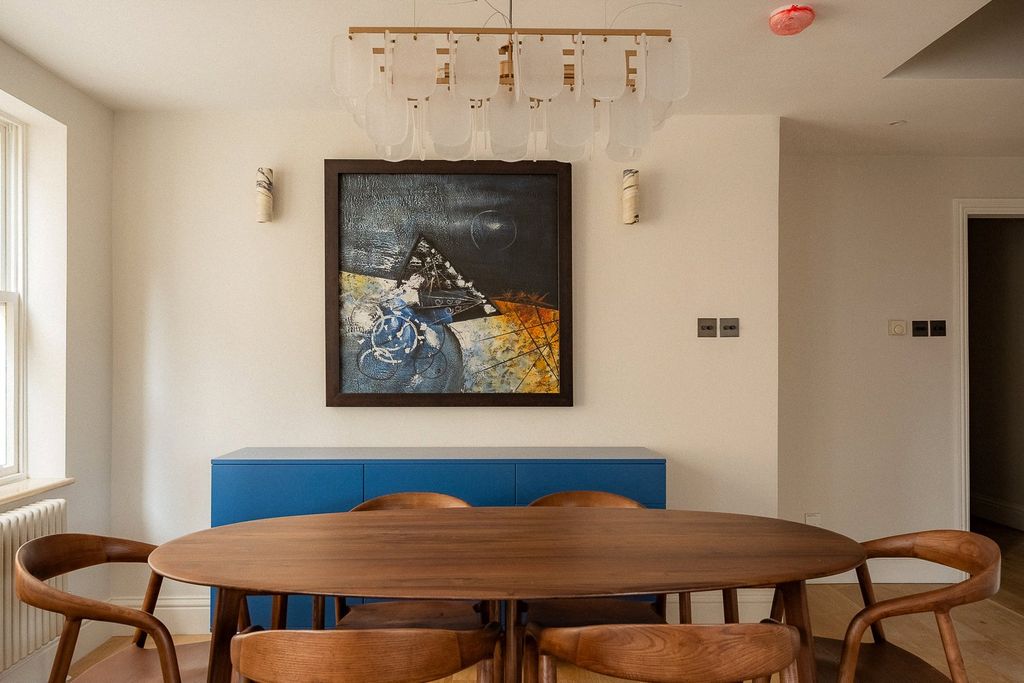 Property photo 3 of 17 Dining Space