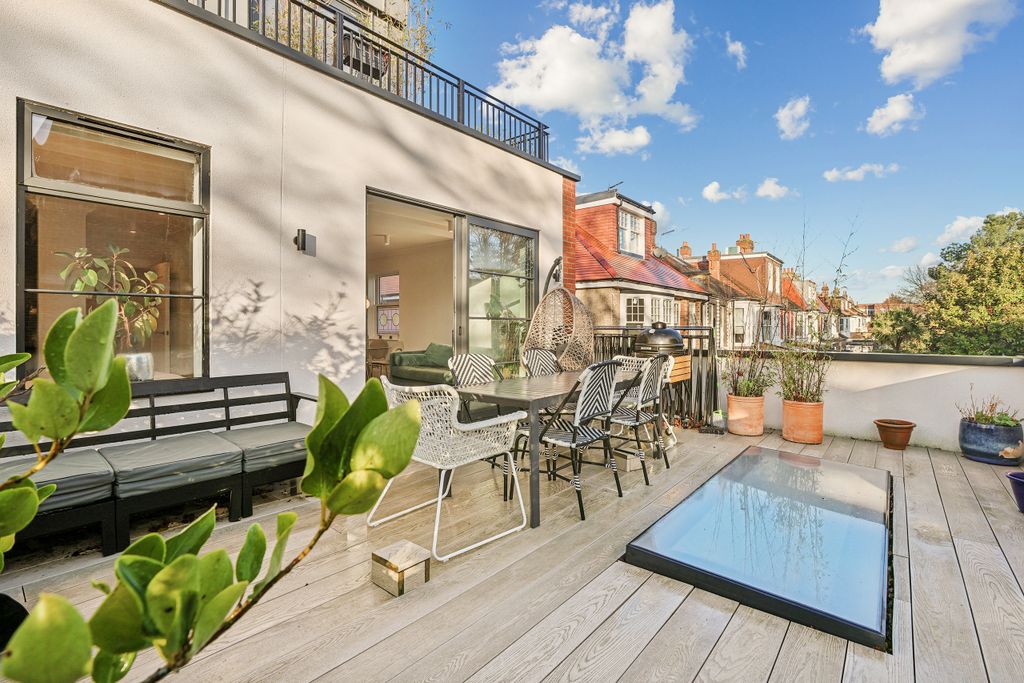 Property photo 3 of 20 External | Terrace