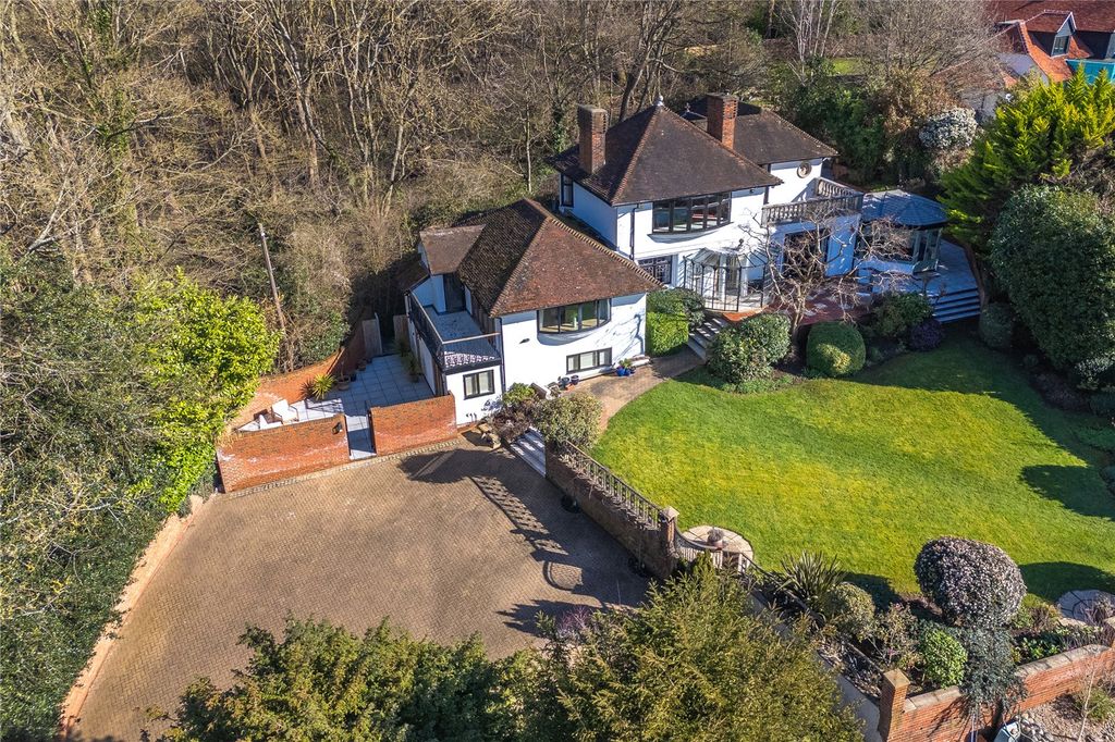 Property photo 2 of 25 Picture No. 07