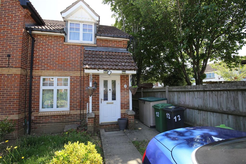 Property photo 1 of 13 Front External