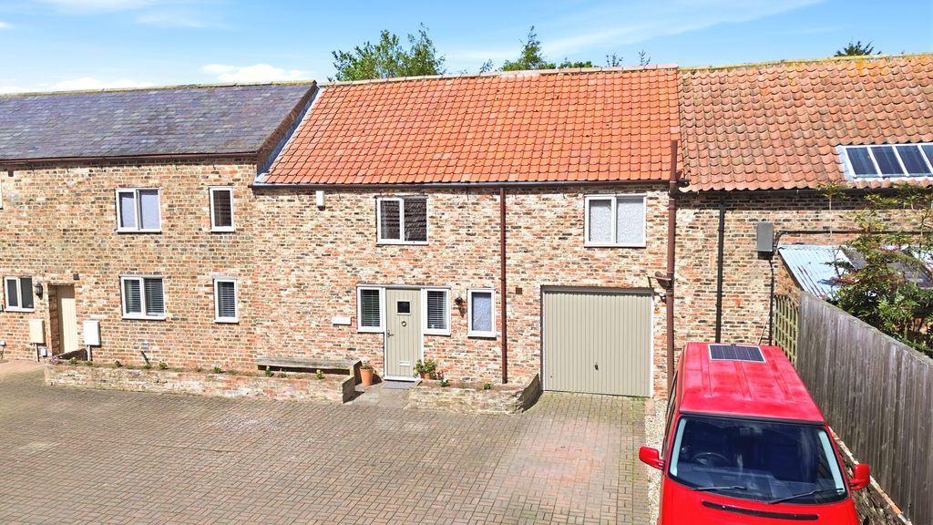 Property photo 3 of 18 Dji0846