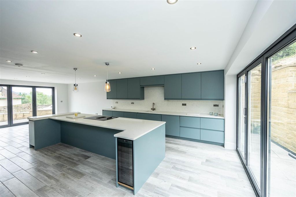 Property photo 3 of 34 84Blridd-260625-8.Jpg