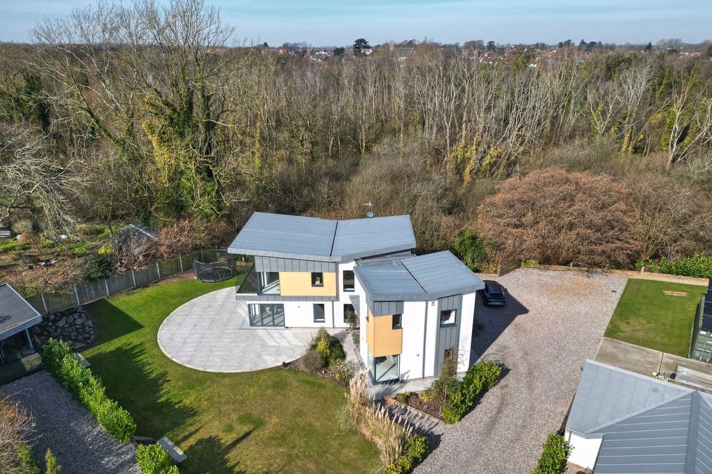 Property photo 1 of 57