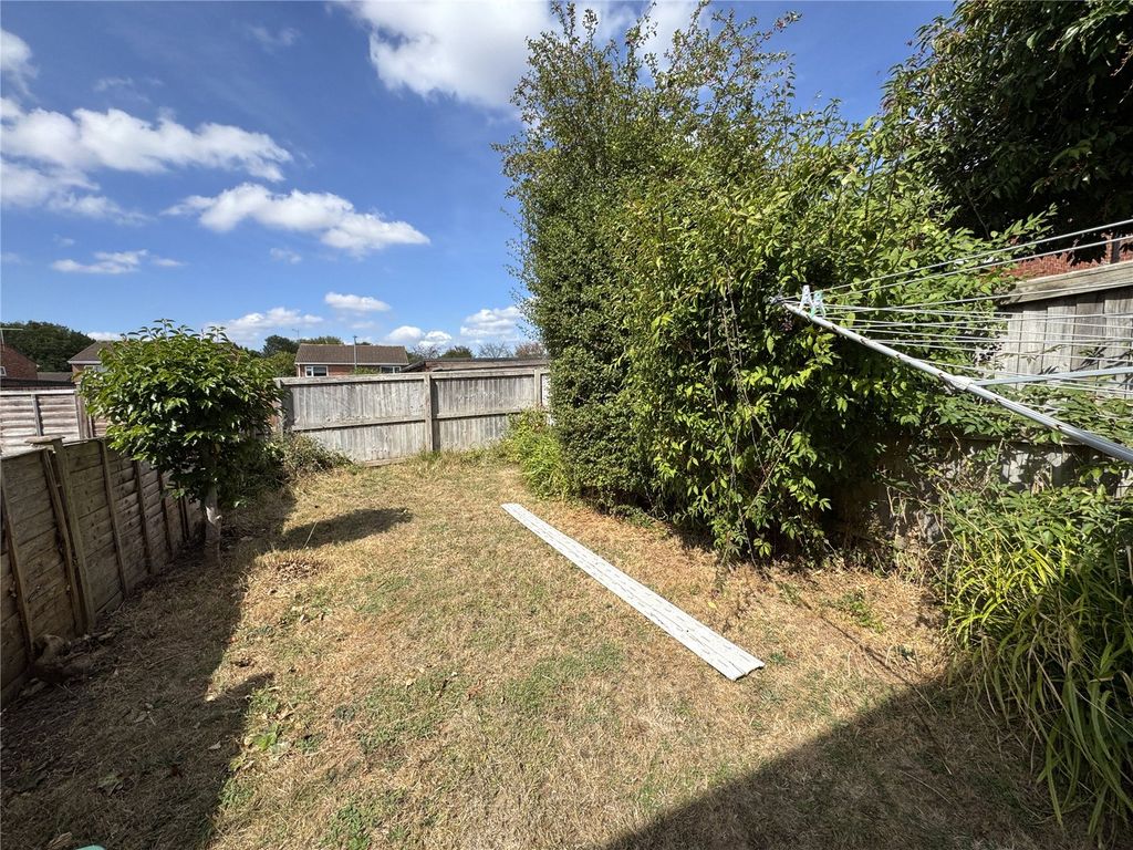 Property photo 3 of 8 Picture No. 13