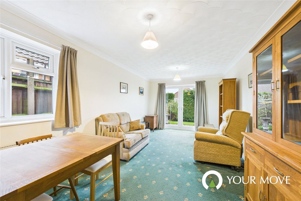 Property photo 3 of 12 Picture No. 21