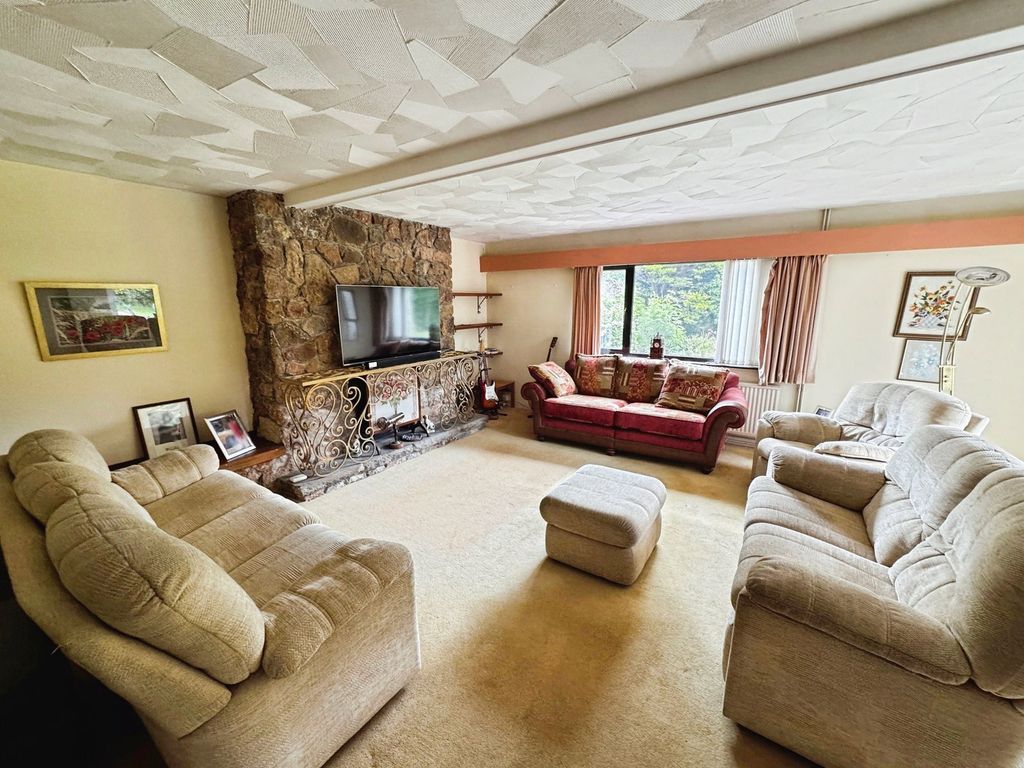Property photo 3 of 50