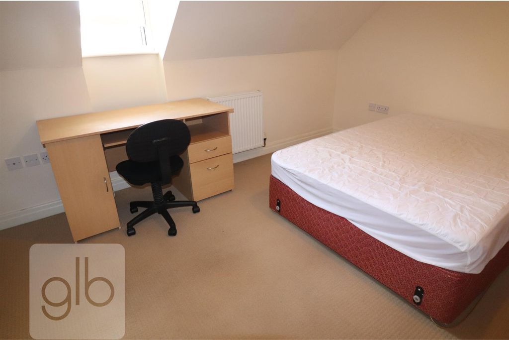 Property photo 2 of 18 2.Png