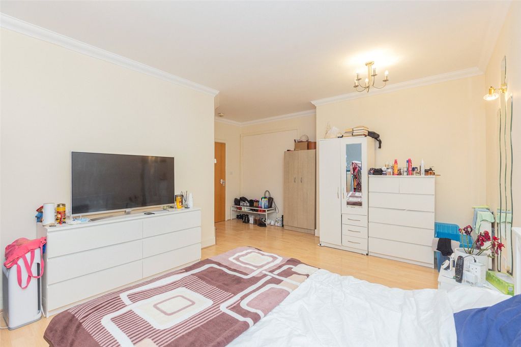 Property photo 2 of 14 Picture No. 09