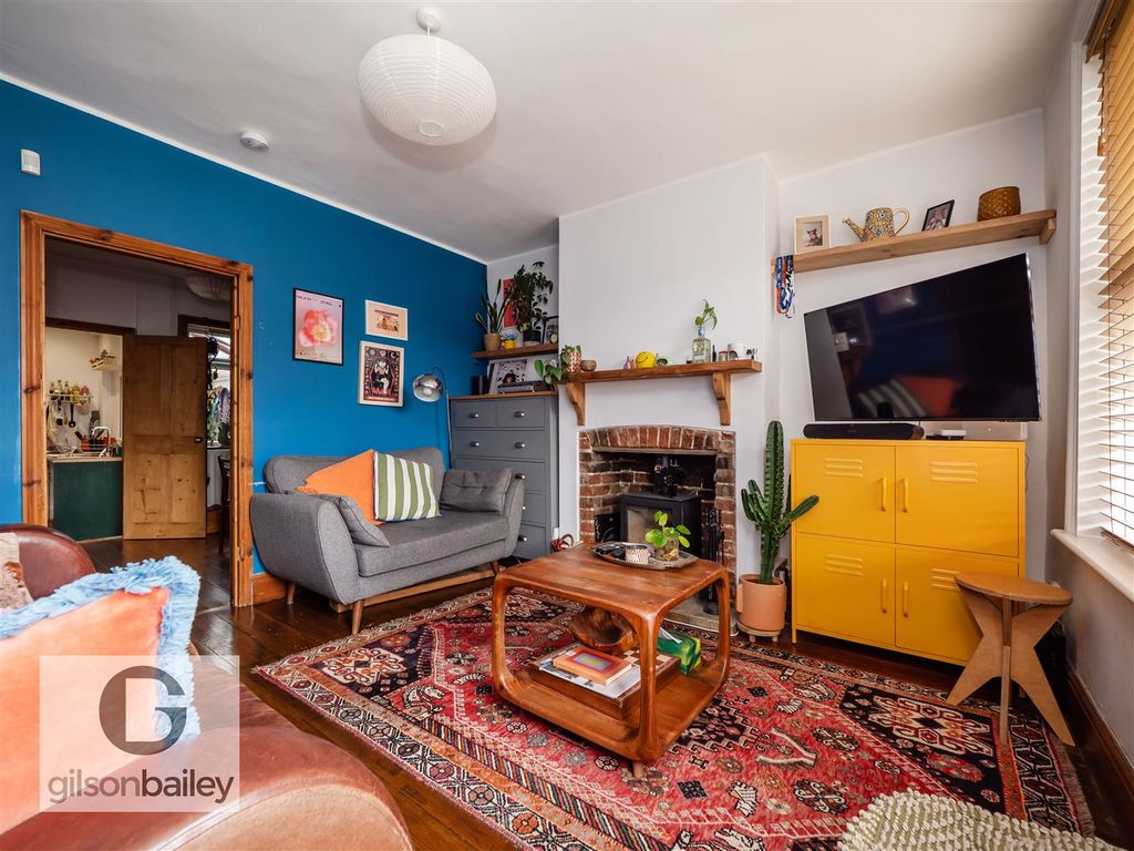 Property photo 2 of 41 66Magdalenroad-14.Jpg